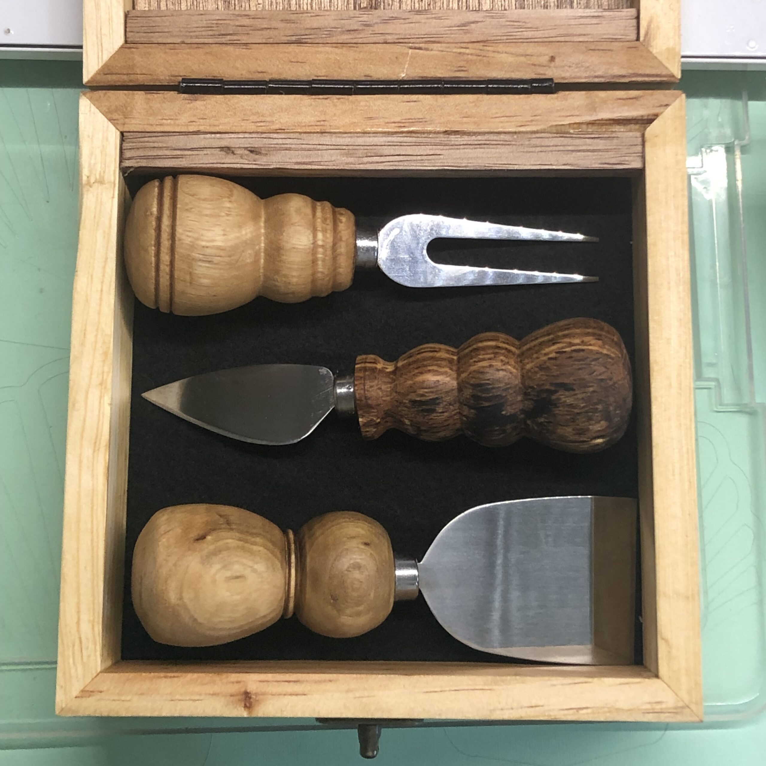 Cheese Knives and Custom Box